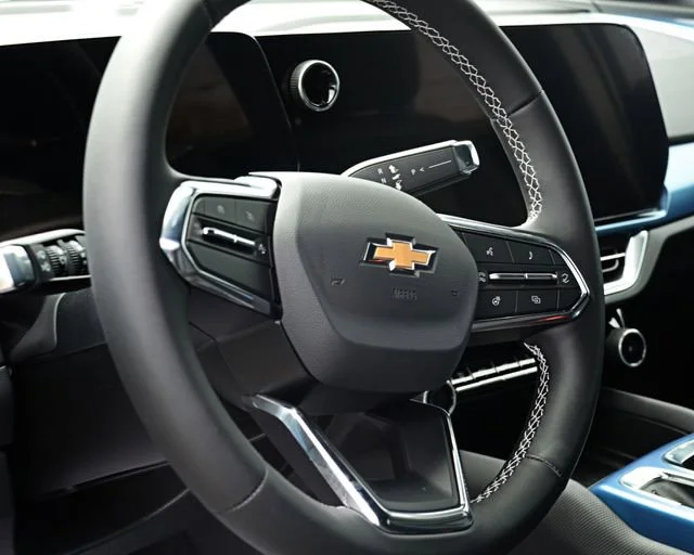 New 2026 Sterling Gray Metallic Chevrolet LT image 17