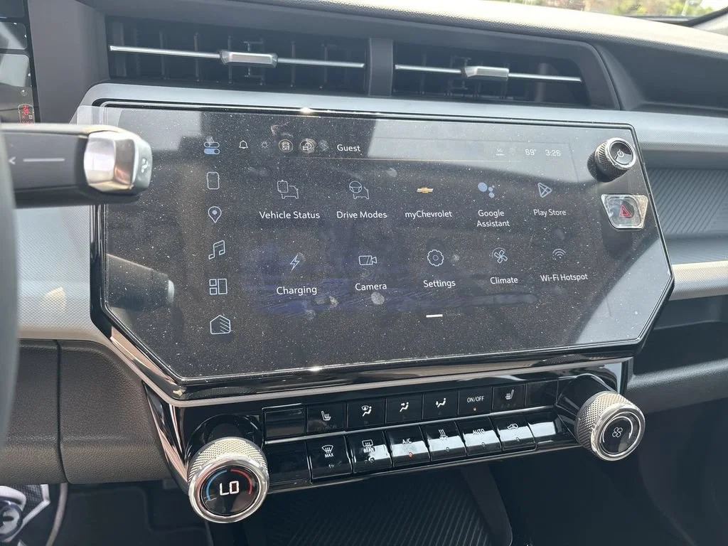 New 2027 Mosaic Black Metallic Chevrolet LT image 11
