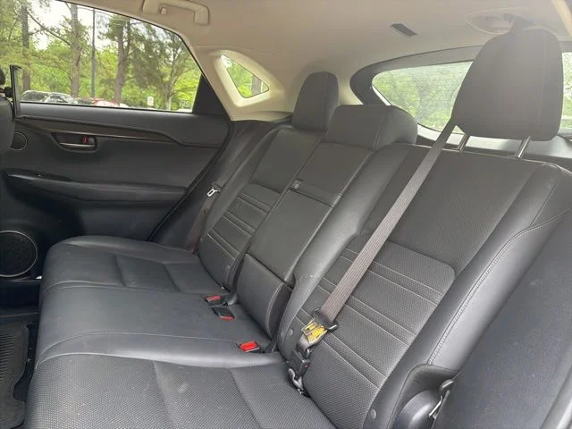 Used 2018 Silver Lexus 300h image 23