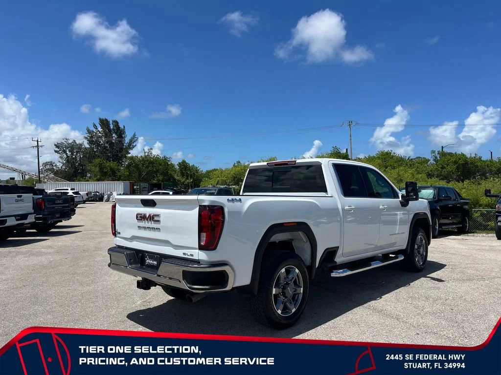 New 2026 Summit White GMC SLE image 7