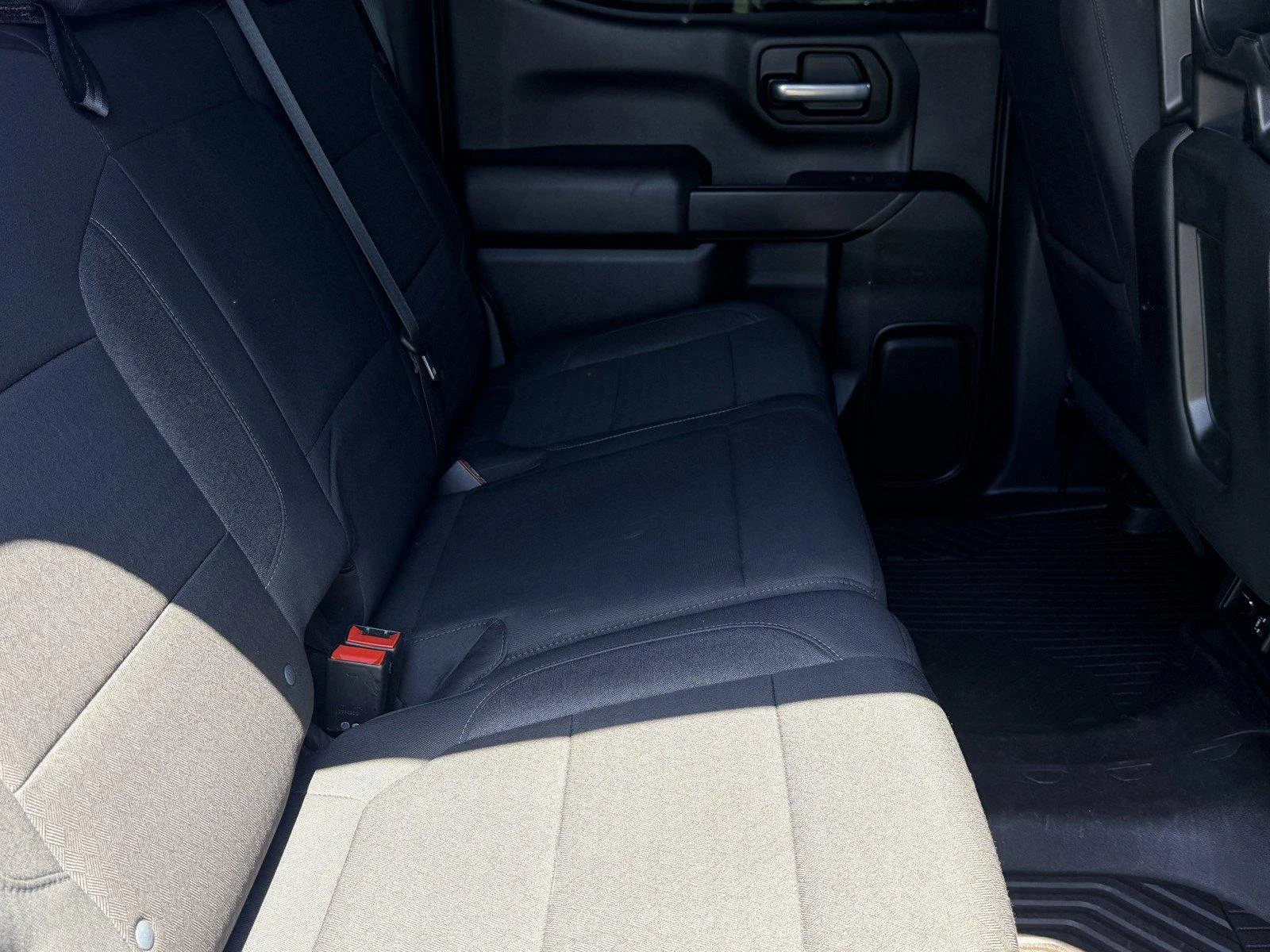 Used 2021 BLACK Chevrolet LT image 10