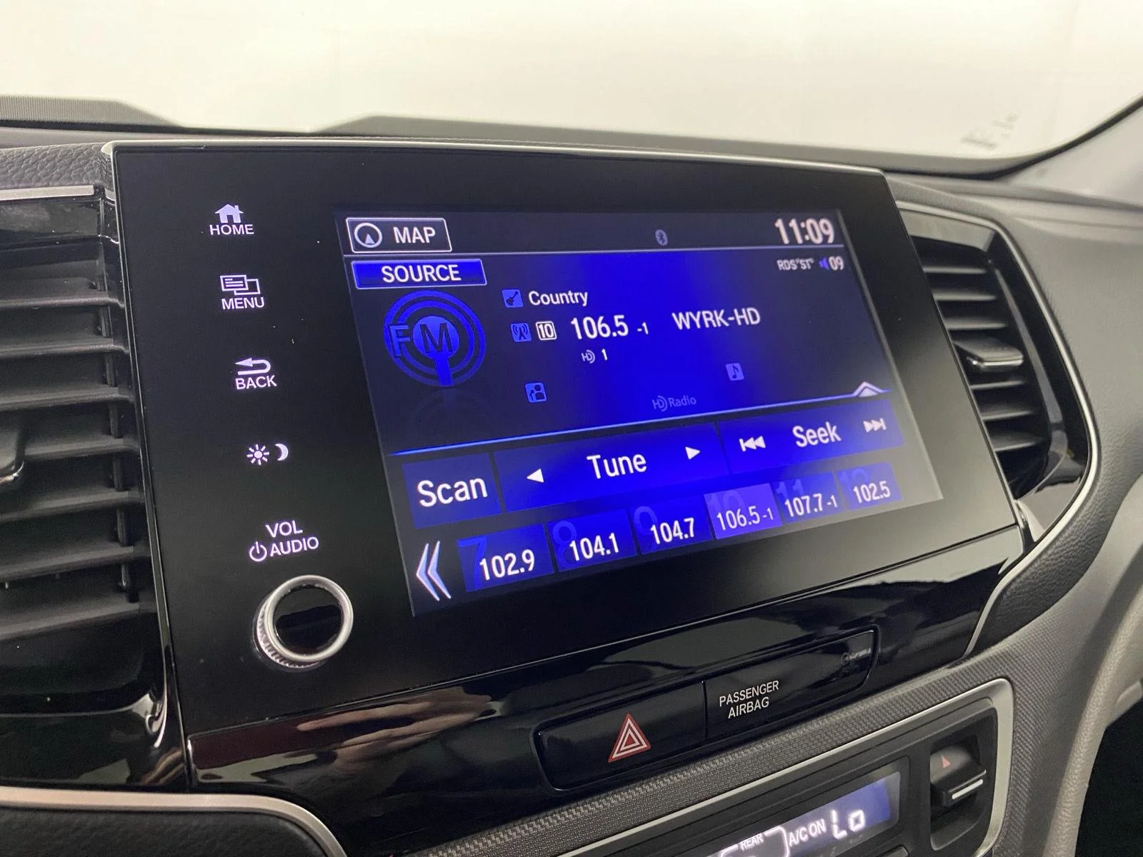 Used 2023 Modern Steel Metallic Honda RTL-E image 18