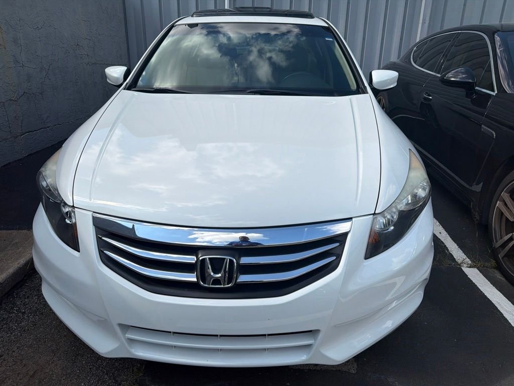 Used 2012 Honda Accord EX-L V6 with VIN 1HGCP3F86CA010605 for sale in Kansas City