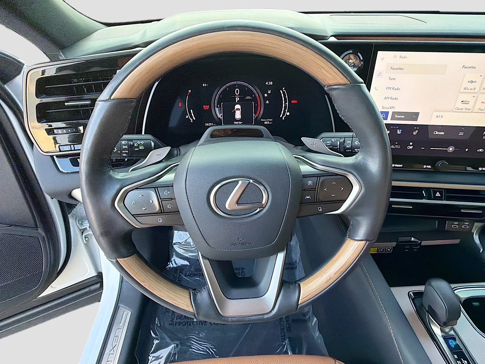 Used 2023 Eminent White Pearl Lexus RX 350 Premium Plus image 40