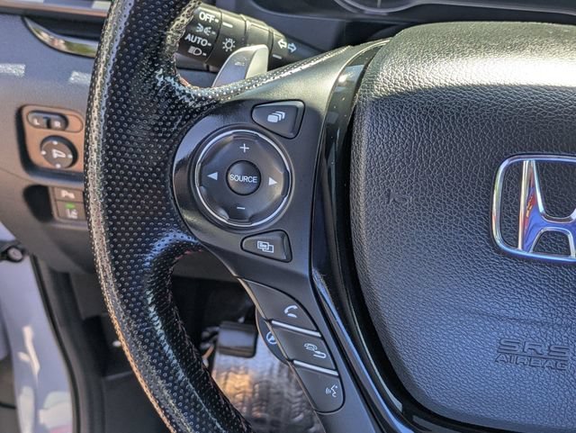 Used 2022 Sonic Gray Pearl Honda Black Edition image 18