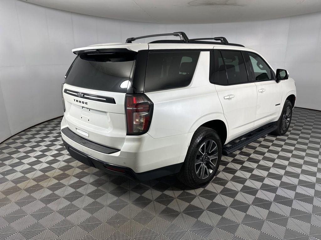 Used 2023 Pearl Chevrolet Z71 image 9