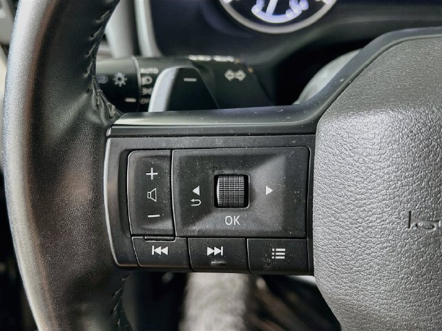 2025 Nissan Rogue SV - Photo 13