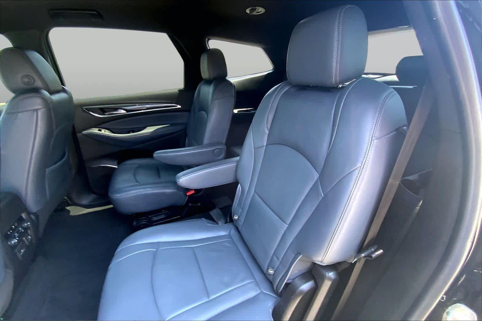 Used 2022 Ebony Twilight Metallic Buick Premium image 20
