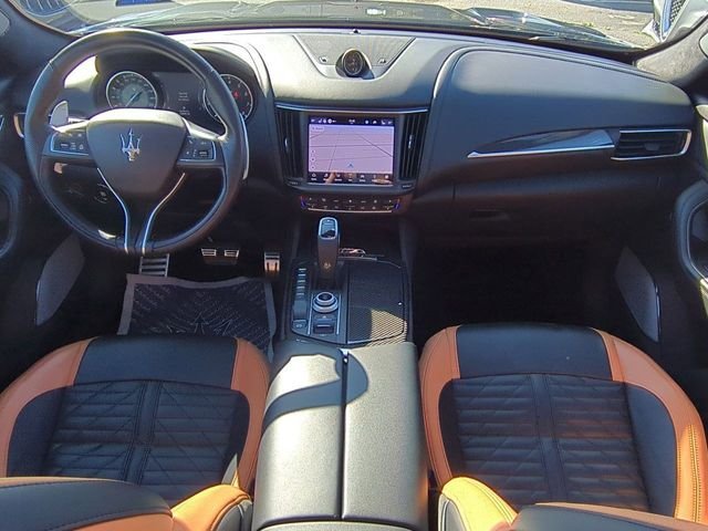 Used 2024 Nero Assoluto Metallic Maserati Trofeo image 24