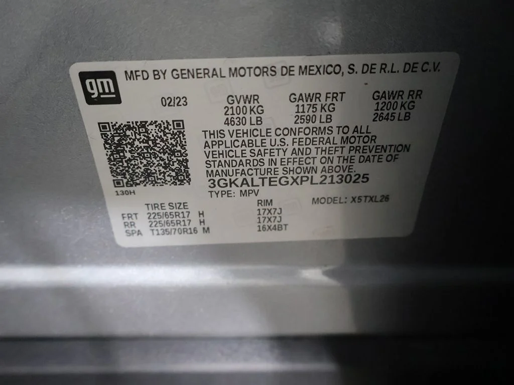 Used 2023 Silver GMC SLE image 46