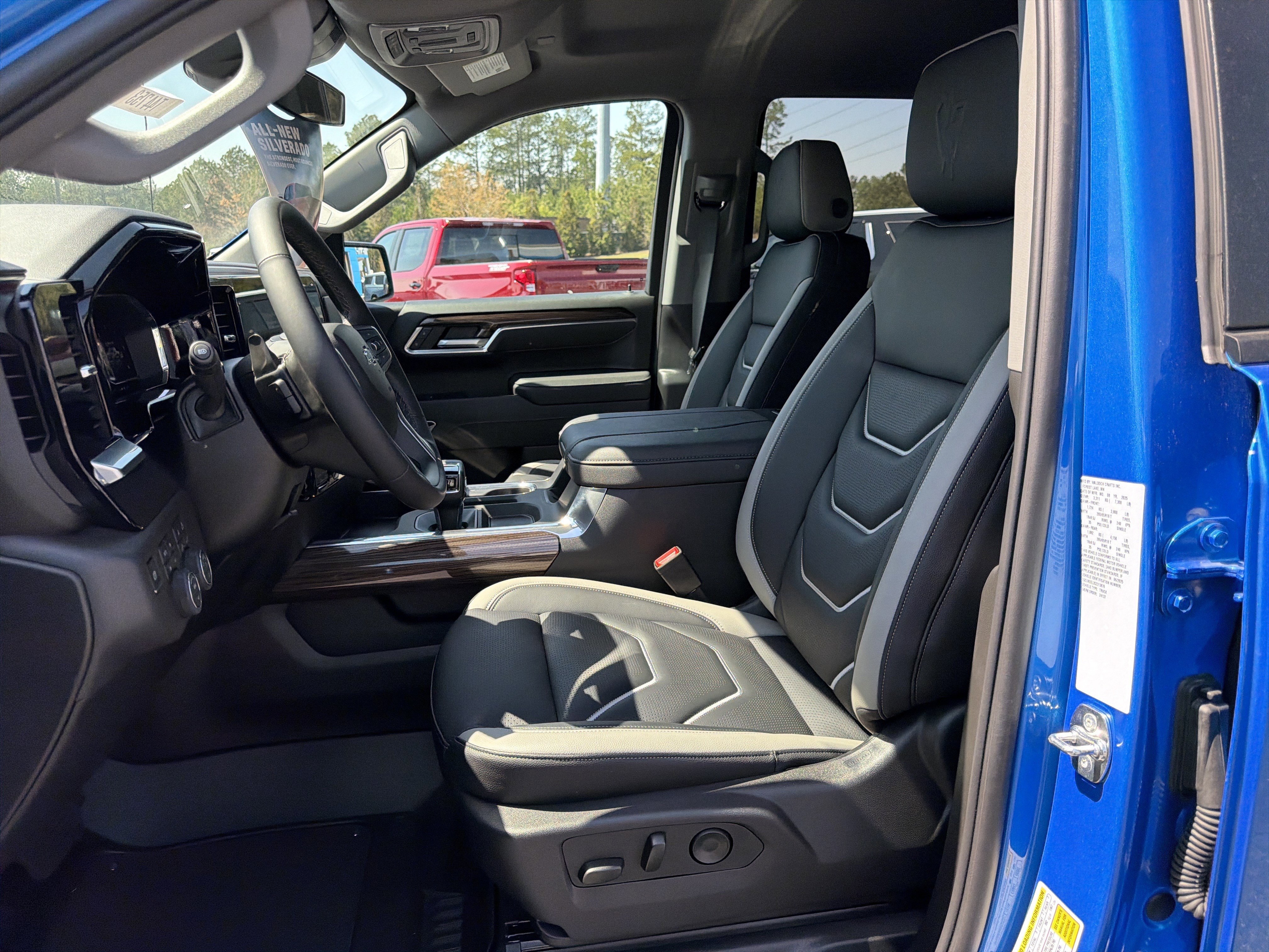 2025 Chevrolet Silverado 1500 RST - Photo 9