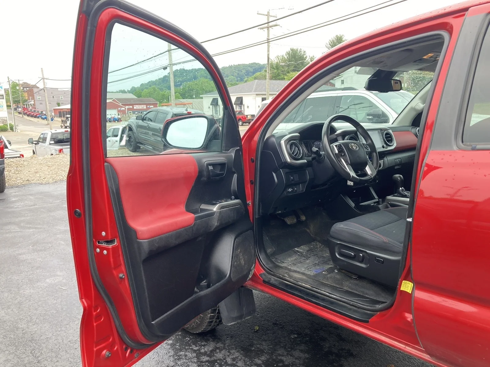 Used 2021 Red Toyota SR image 10