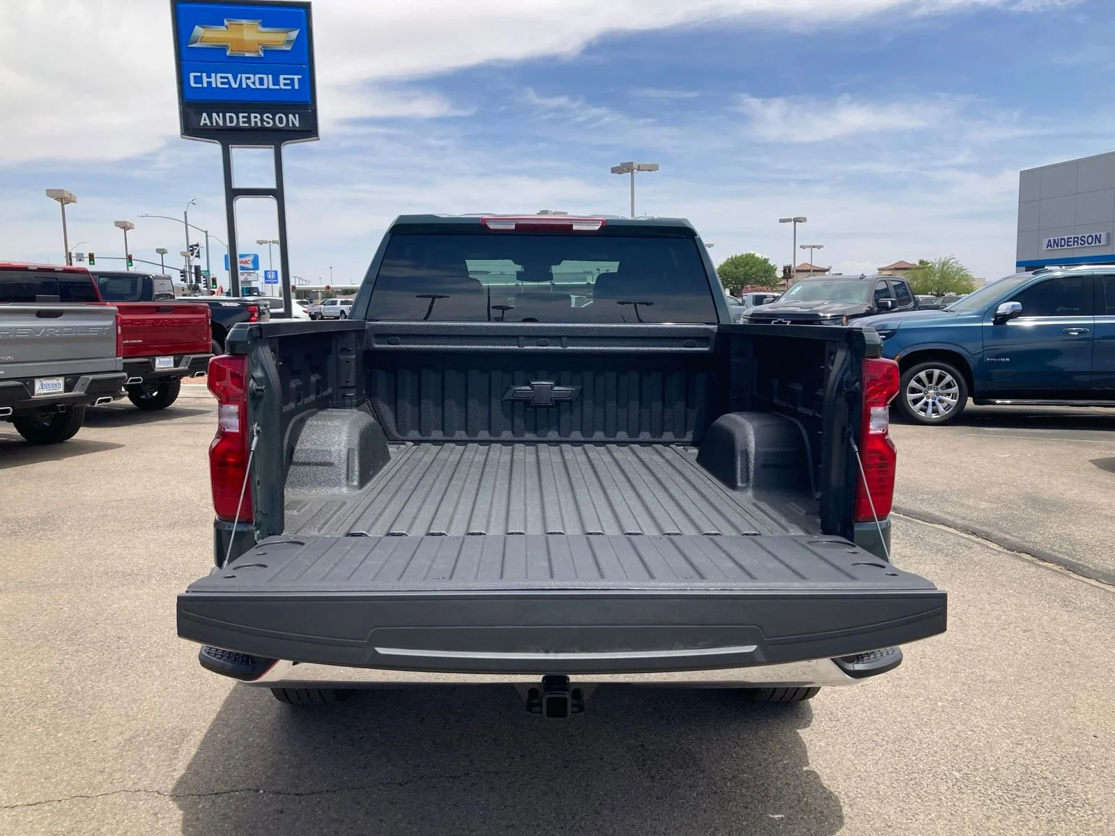 2025 Chevrolet Silverado 1500 LT - Photo 39