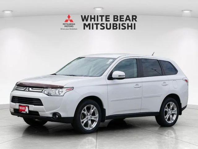 Used 2014 Mitsubishi Outlander SE with VIN JA4AZ3A36EZ008623 for sale in Inver Grove Heights, Minnesota