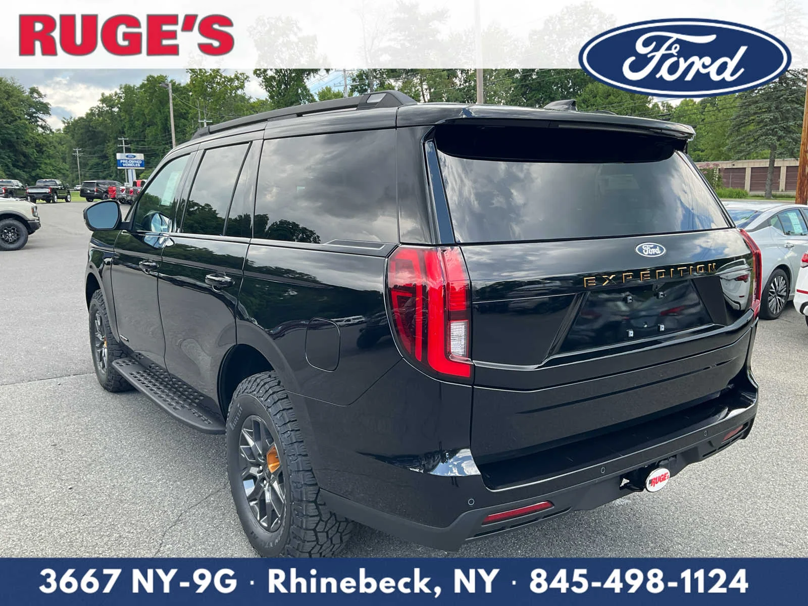 New 2027 Agate Black Metallic Ford Tremor image 5