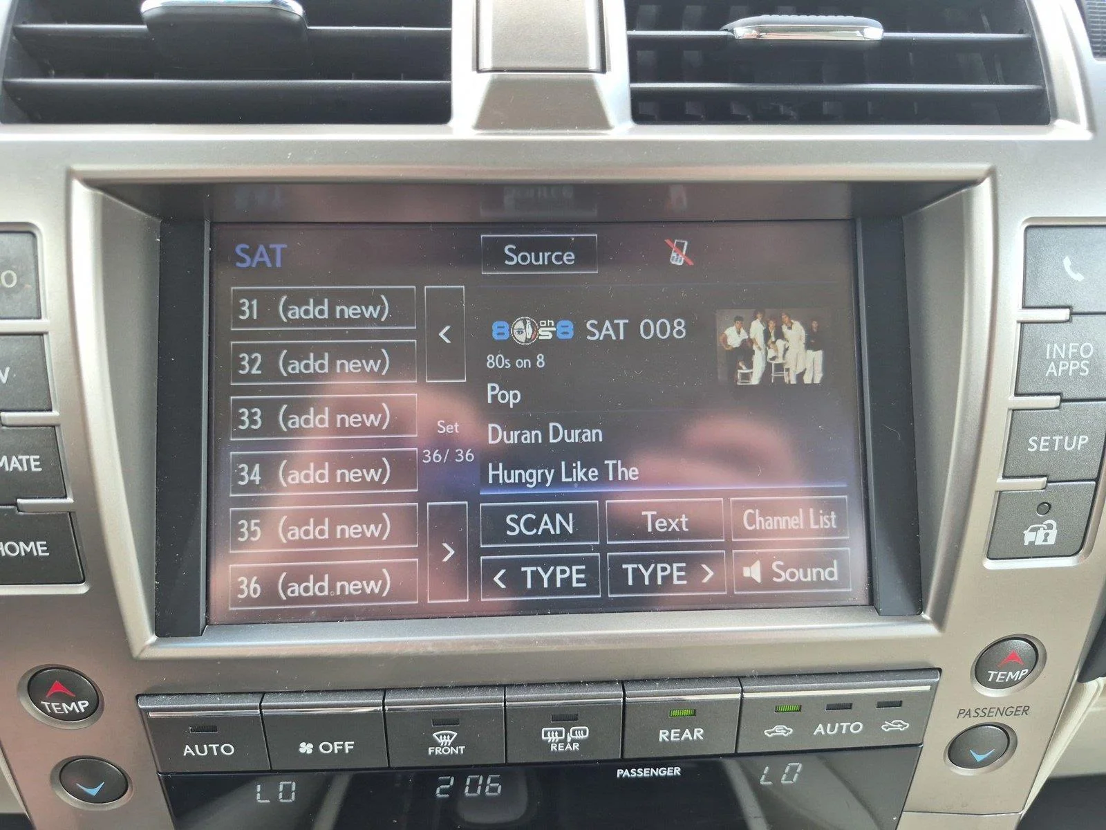 Used 2021 Nightfall Mica Lexus GX 460 Premium image 25