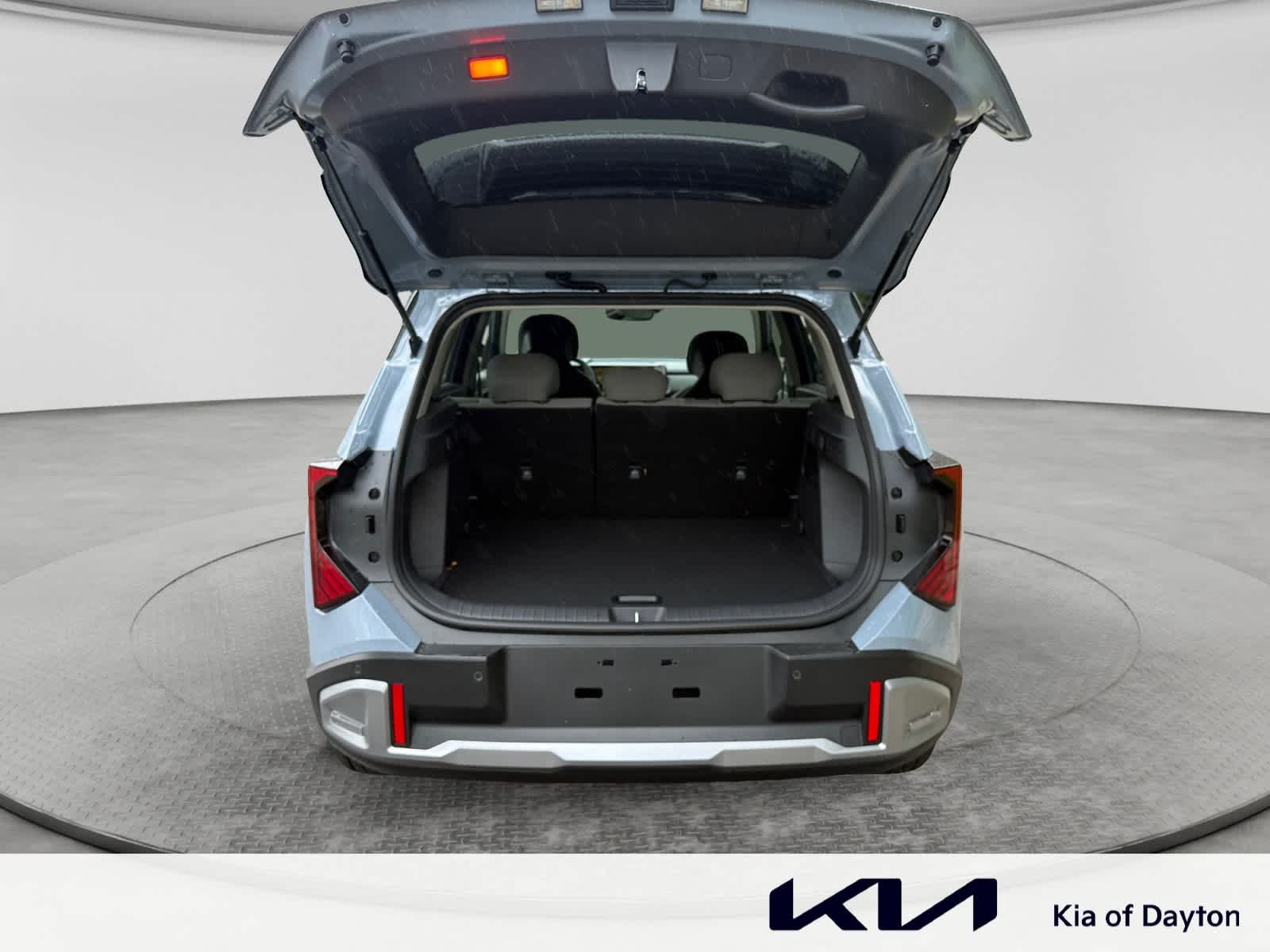 New 2027 Pale Gray Kia S image 23