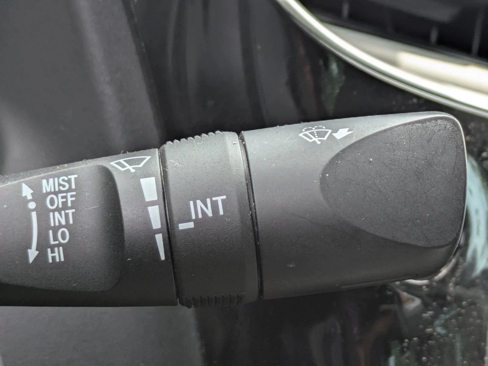Used 2018 Slate Metallic Toyota LE image 11
