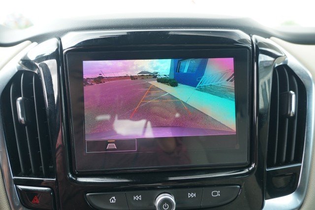 Used 2023 Sterling Gray Metallic Chevrolet LT Cloth image 34