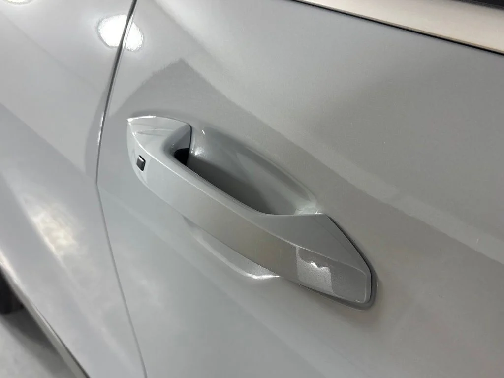 New 2026 Wolf Gray Kia EX image 12