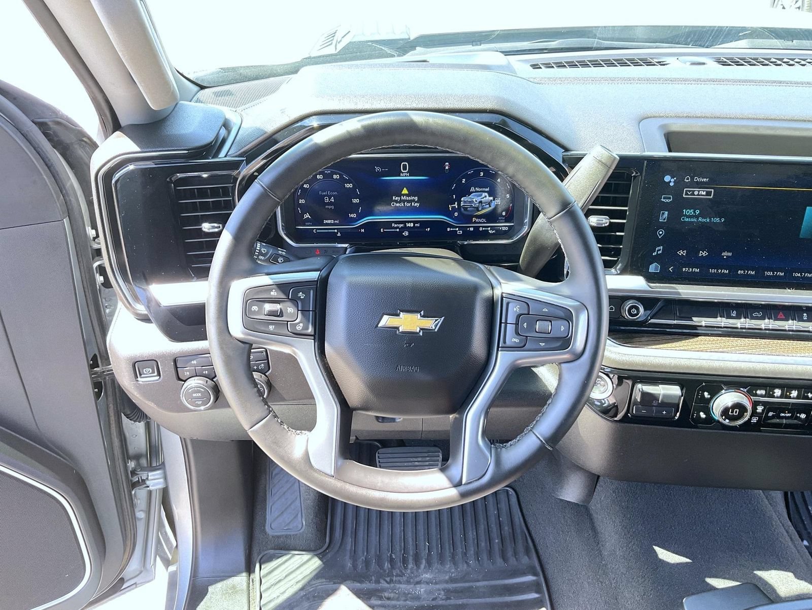 2025 Chevrolet Silverado 2500HD LT - Photo 14