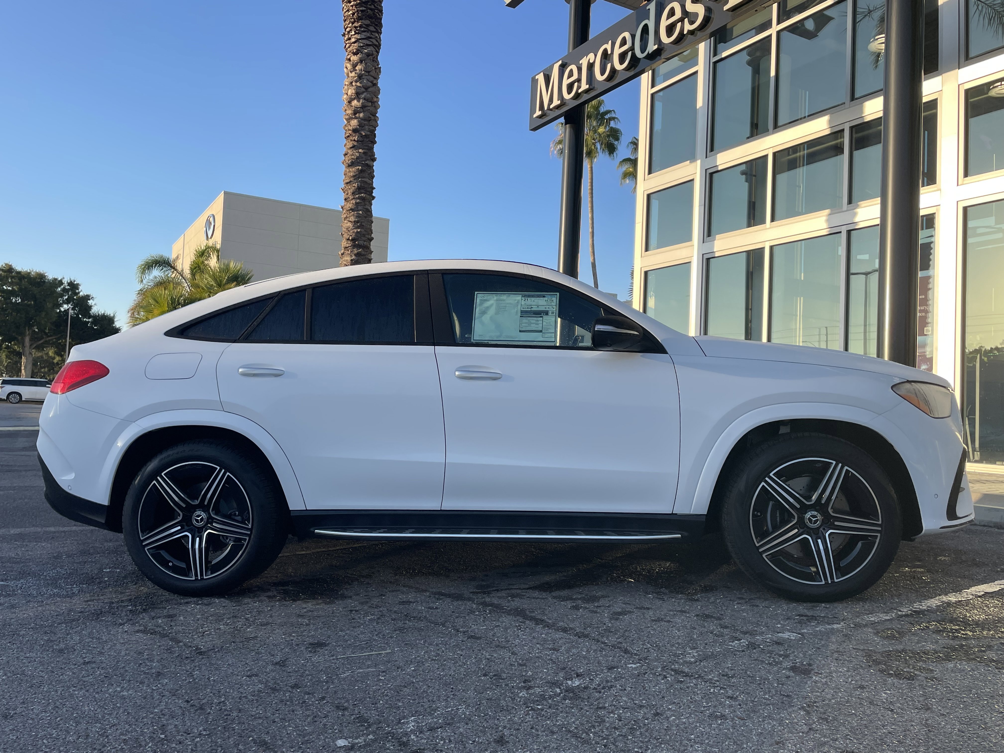 New 2026 MOONLIGHT WHITE Mercedes-Benz GLE 450 image 8
