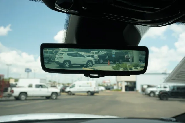 Used 2021 WHITE Jeep Overland image 36