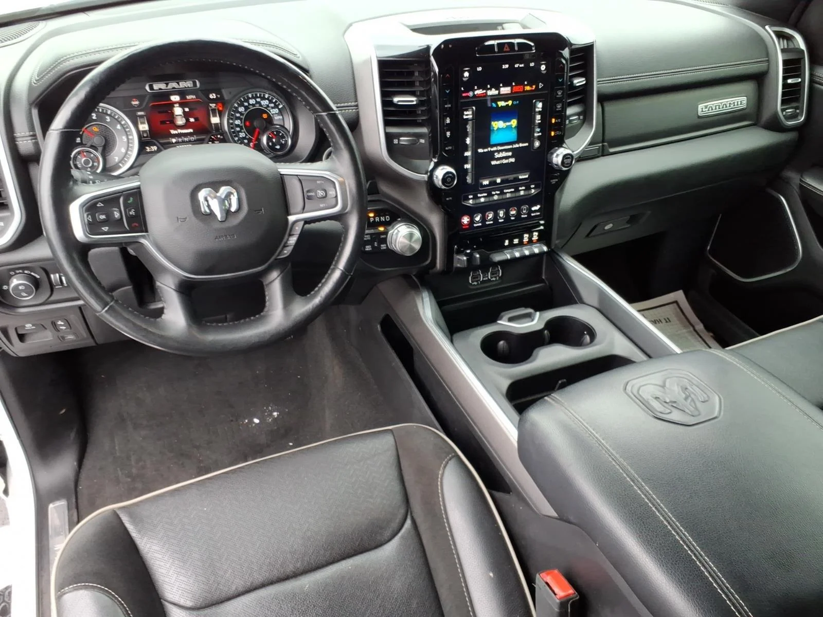 Used 2020 Bright White Clearcoat Ram Laramie image 24