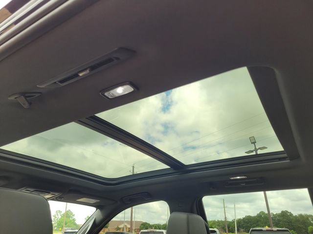 Used 2022 Dark Ash Metallic Chevrolet Z71 image 37