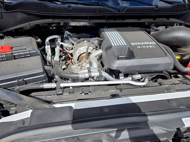 Used 2025 White Chevrolet Custom Trail Boss image 21