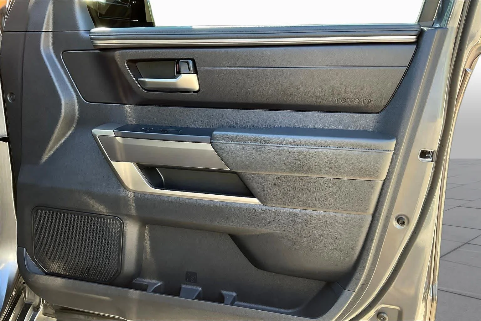 Used 2022 Magnetic Gray Metallic Toyota SR5 image 22