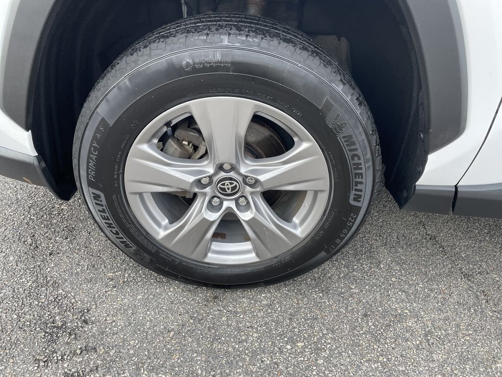 Used 2023 White Toyota XLE image 9