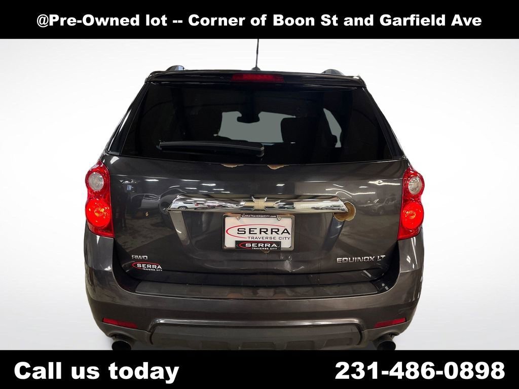Used 2015 TUNGSTEN METALLIC Chevrolet LT image 4