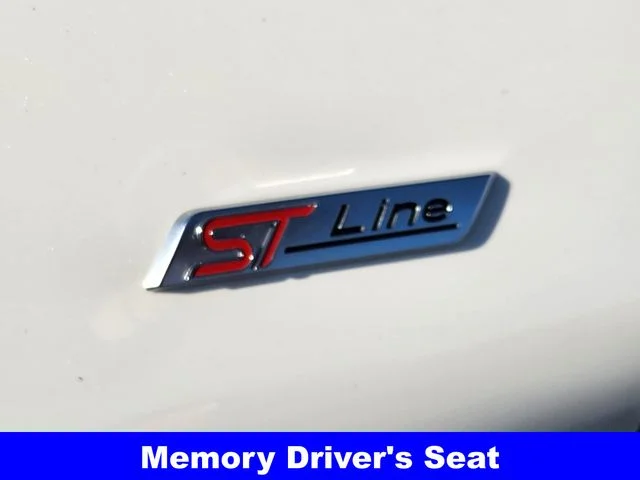 New 2026 Star White Metallic Tri-Coat Ford ST-Line image 11