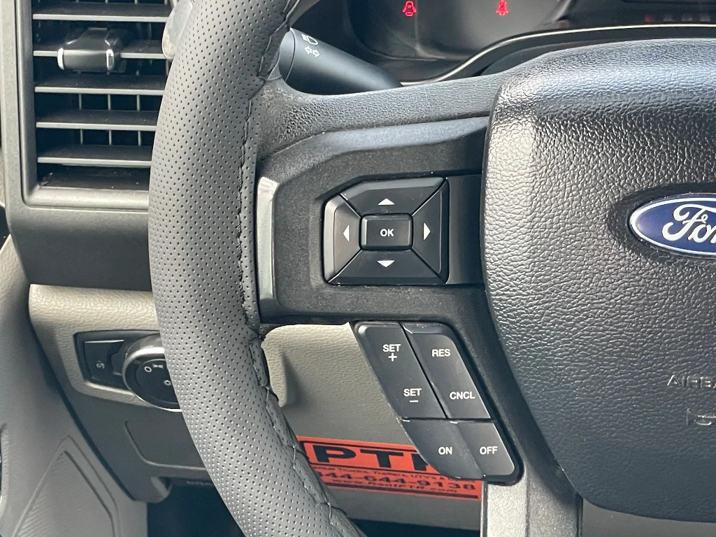 Used 2019 Oxford White Ford XL image 7