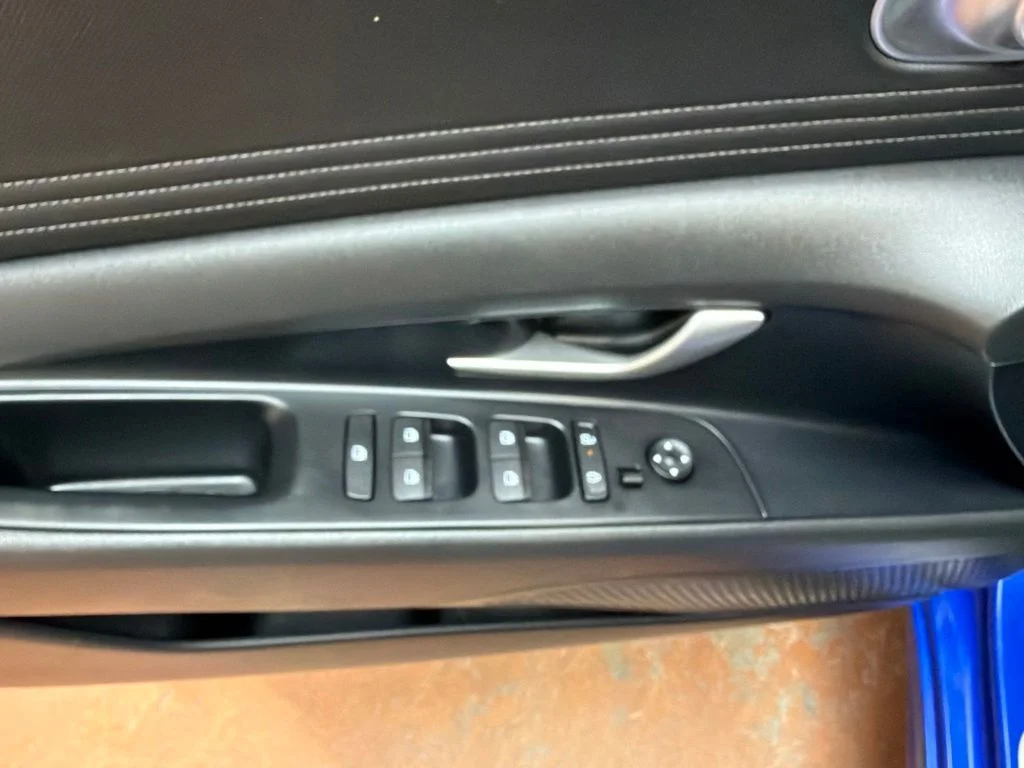 Used 2025 Intense Blue Hyundai SEL Convenience image 22