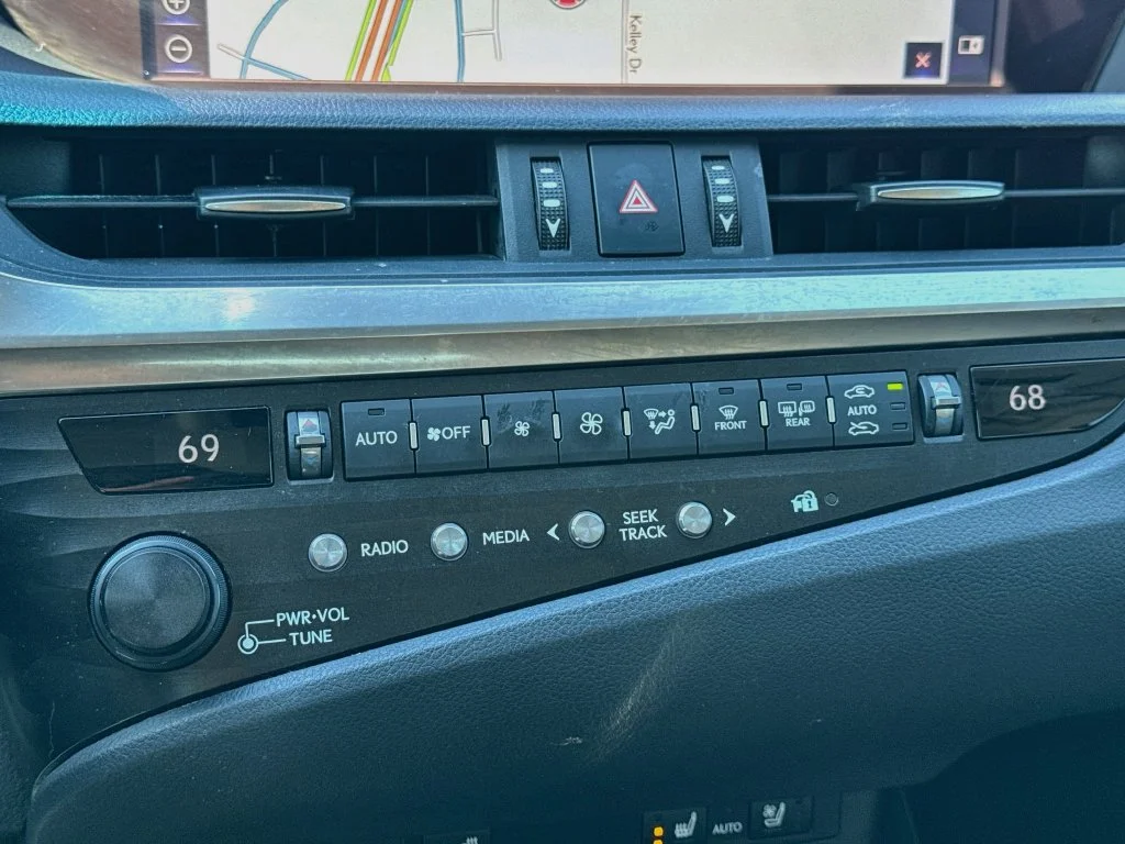 Used 2020 Red Lexus 350 image 18