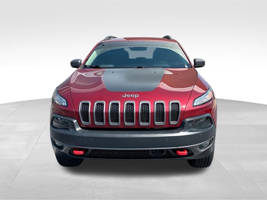 Used 2017 Red Jeep Trailhawk image 3