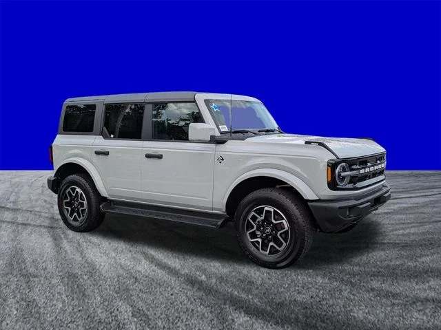 New 2026 Avalanche Gray Ford Outer Banks® image 2