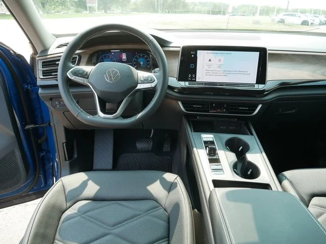 New 2026 Blue Volkswagen 2.0T SE image 9