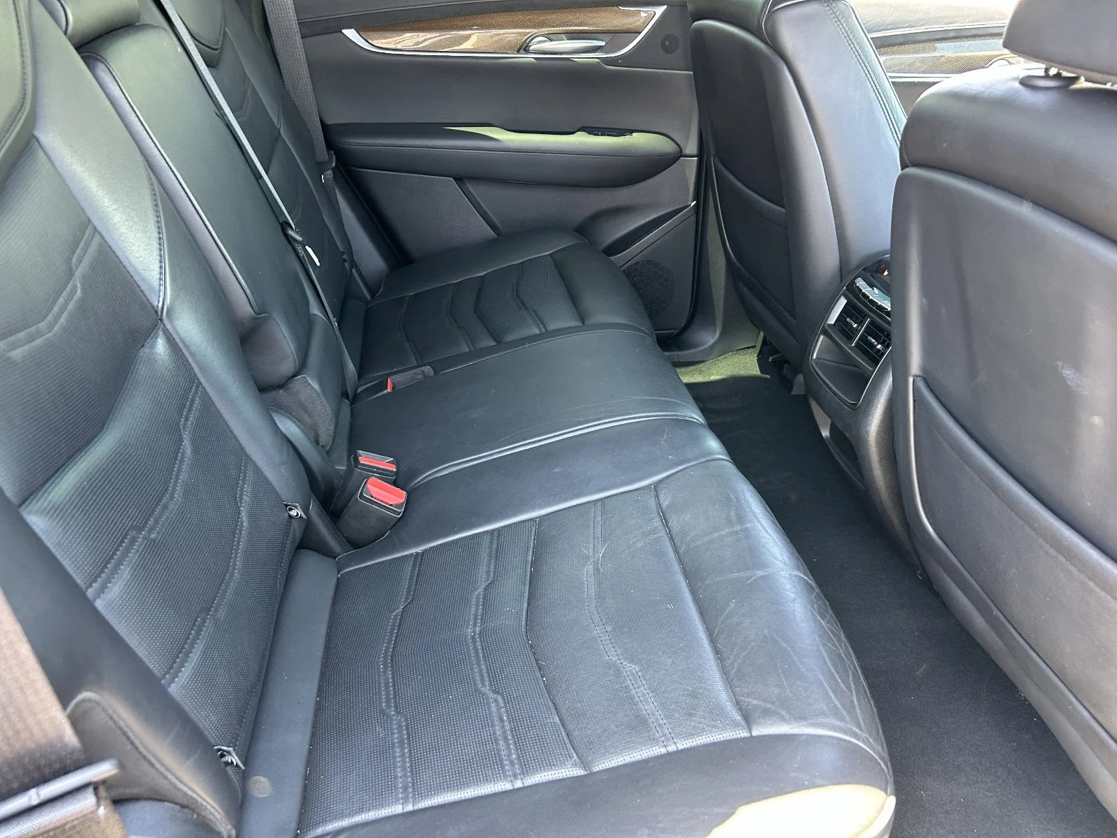 Used 2018 Dark Granite Metallic Cadillac Platinum AWD image 14