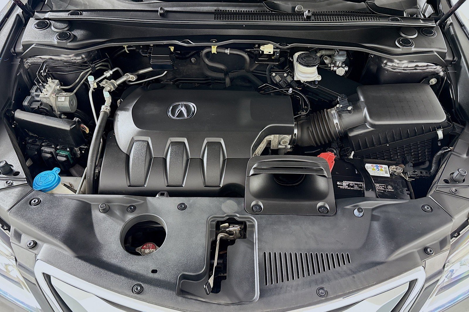 Used 2016 Graphite Luster Metallic Acura Advance Package image 10
