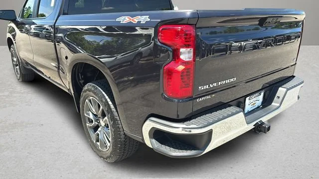 Used 2023 Dark Ash Metallic Chevrolet LT (2FL) image 35