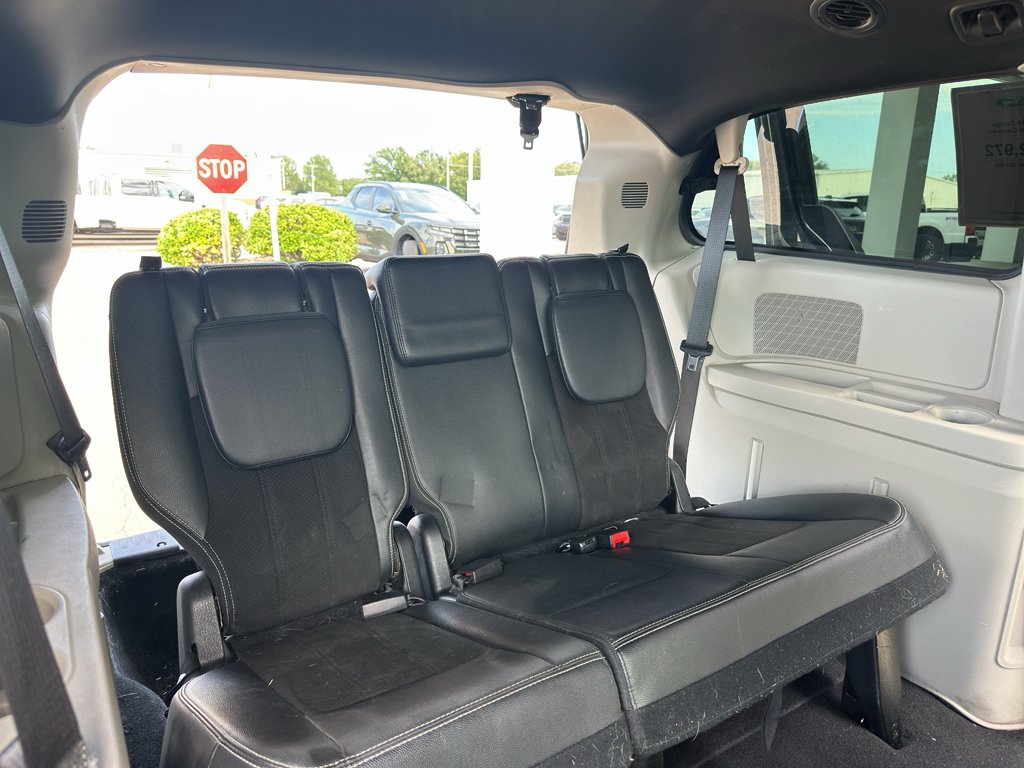 Used 2019 Black Onyx Crystal Pearlcoat Dodge SXT image 35