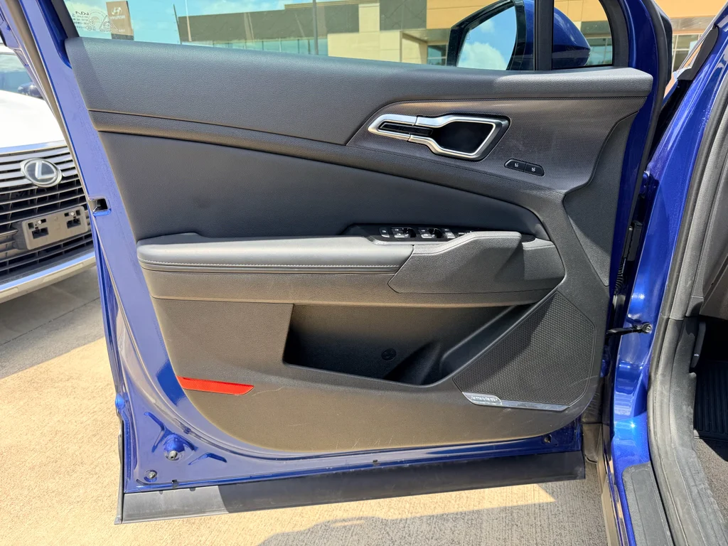 Used 2023 Sapphire Blue Kia SX-Prestige image 10