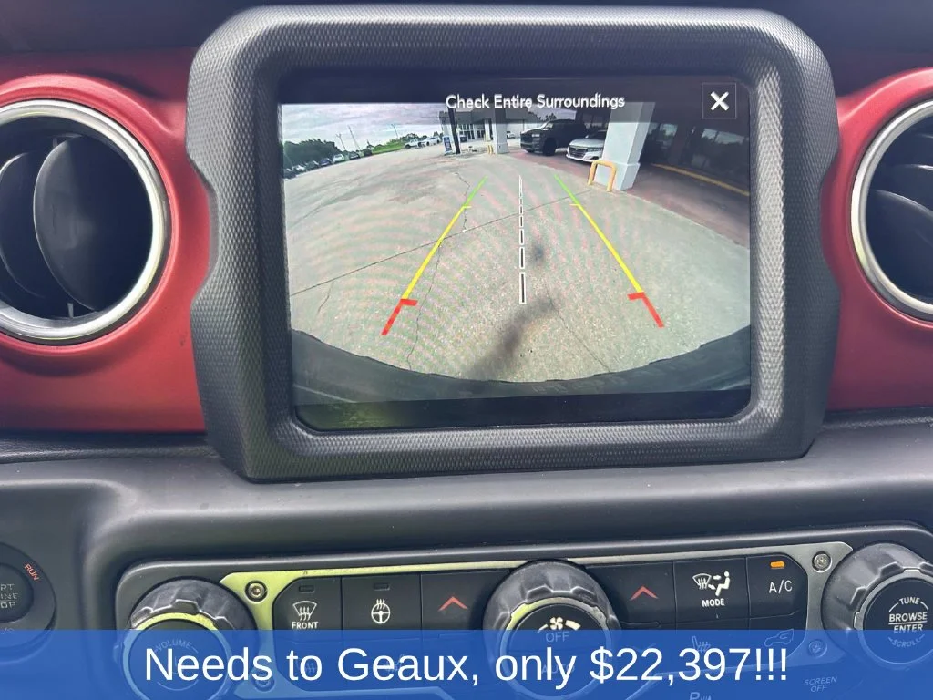 Used 2018 Red Jeep Unlimited Rubicon image 49