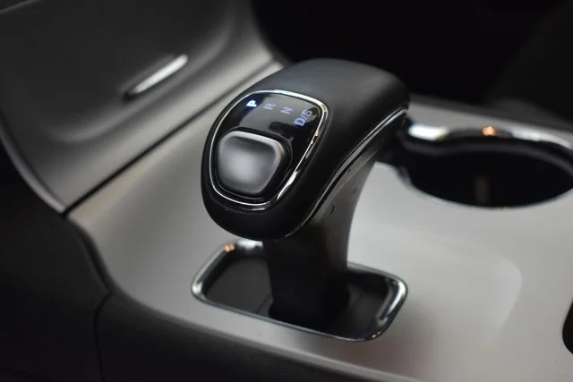 Used 2015 Black Jeep Altitude image 26
