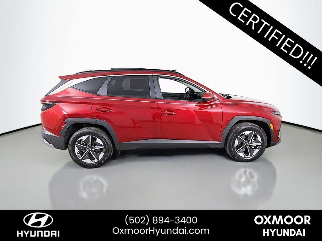 Used 2025 Ultimate Red Hyundai SEL Convenience image 8