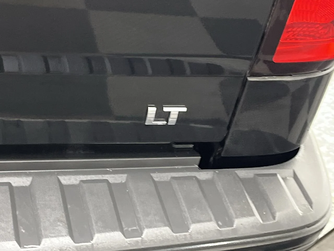 Used 2017 BLACK Chevrolet LT image 31