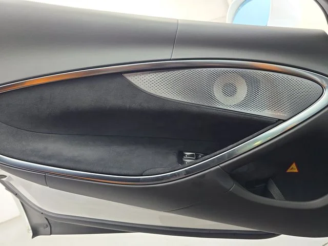 Used 2023  McLaren TechLux image 20